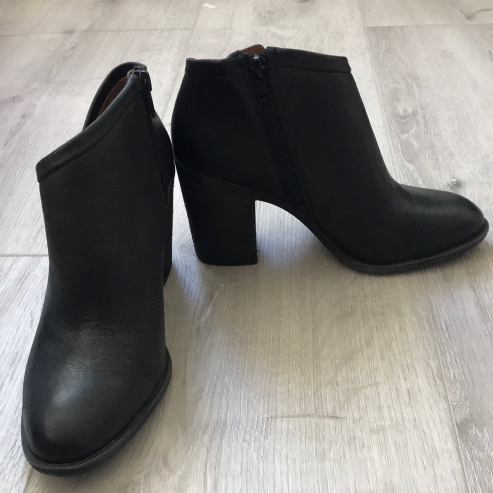 Lucky Brand Black Salza Booties - Picture 4 of 5